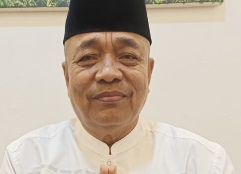 Tokoh dan sesepuh Ormas da LSM Karawang H. Awandi Siroj Suwandi